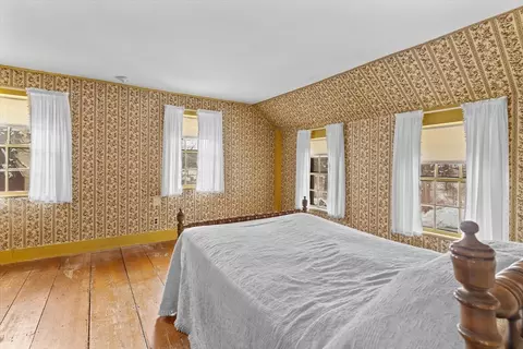 146 Elm St, Georgetown, MA 01833 photo 18