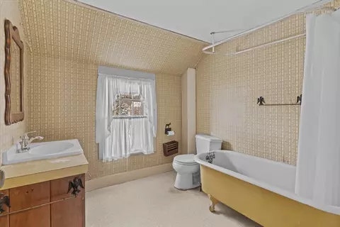 146 Elm St, Georgetown, MA 01833 photo 17