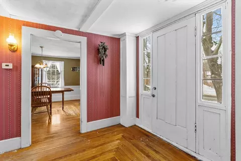 146 Elm St, Georgetown, MA 01833 photo 4