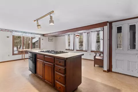 146 Elm St, Georgetown, MA 01833 photo 7