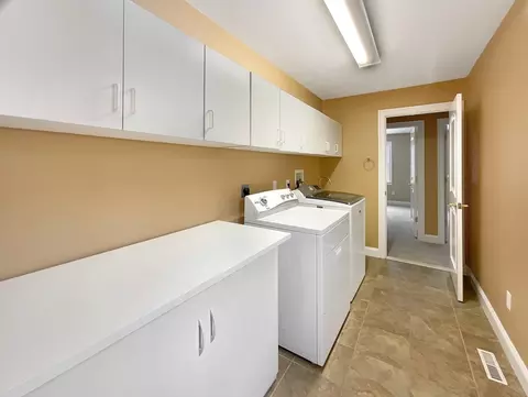 391 Britton St, Raynham, MA 02767 photo 31