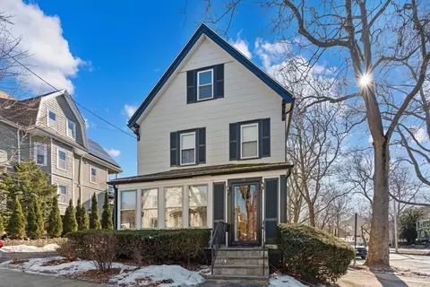 24 Wiley St, Malden, MA 02148