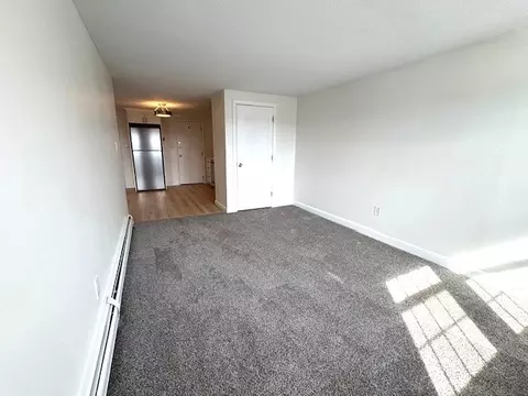 Living - 2 Mcdewell Ave #16, Danvers, MA 01923 photo 4 of 4