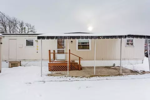 12 Gerald Dr, Middleboro, MA 02346