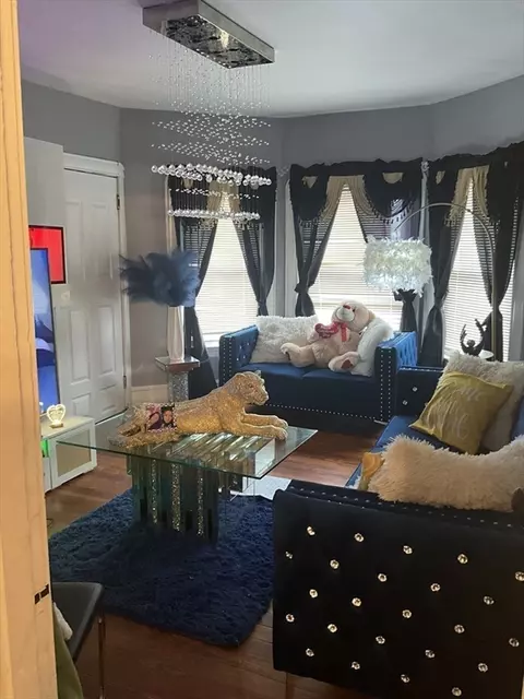 15 Higgins St, Fall River, MA 02724 photo 6