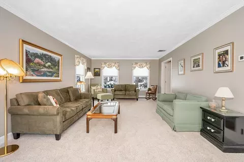 15 Thomas Dr, Reading, MA 01867 photo 8