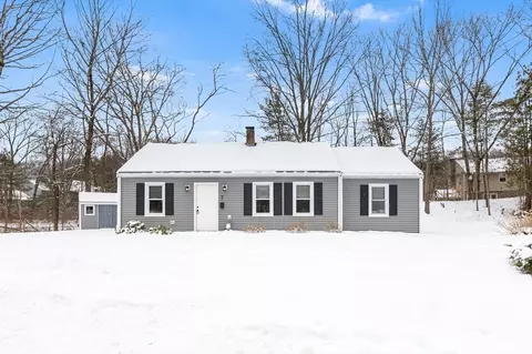 7 Glenhill Ter, Maynard, MA 01754