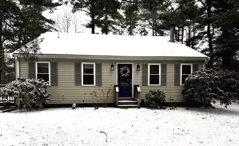 7 Summer St, Wareham, MA 02571 photo 2