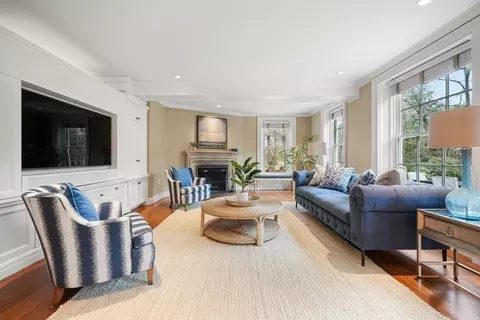 20 Sears Rd, Brookline, MA 02445 photo 15