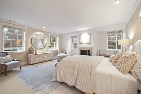 20 Sears Rd, Brookline, MA 02445 photo 22