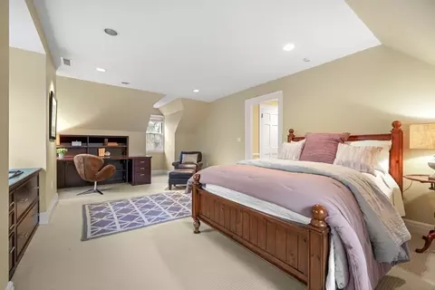 20 Sears Rd, Brookline, MA 02445 photo 29