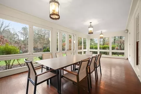 20 Sears Rd, Brookline, MA 02445 photo 9
