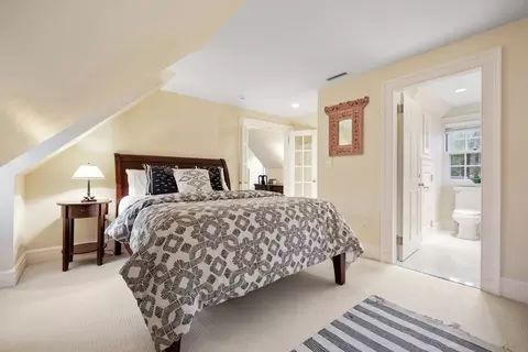 20 Sears Rd, Brookline, MA 02445 photo 27
