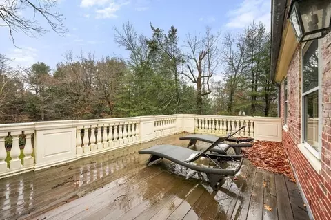 20 Sears Rd, Brookline, MA 02445 photo 23