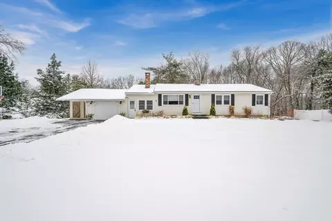 130 Elizabeth Ave, Westfield, MA 01085