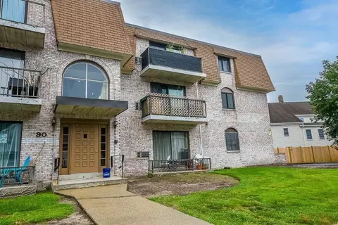 90 High St #305, Dedham, MA 02026 photo 2