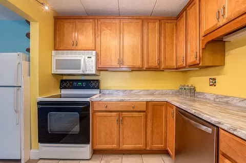 90 High St #305, Dedham, MA 02026 photo 12