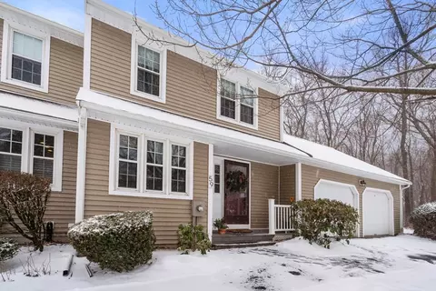 59 Godfrey Ln #59, Milford, MA 01757