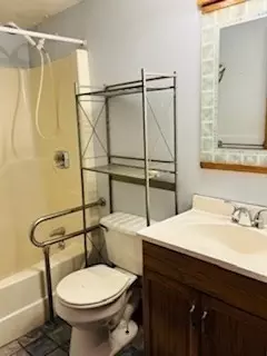 135 Vale St #1, Fall River, MA 02724 photo 5