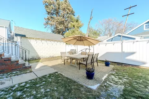 Exterior - 60 Englewood Ave, Everett, MA 02149 photo 4 of 6