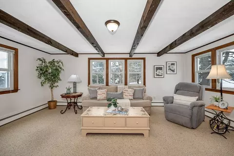 12 Edwin St, Reading, MA 01867 photo 9