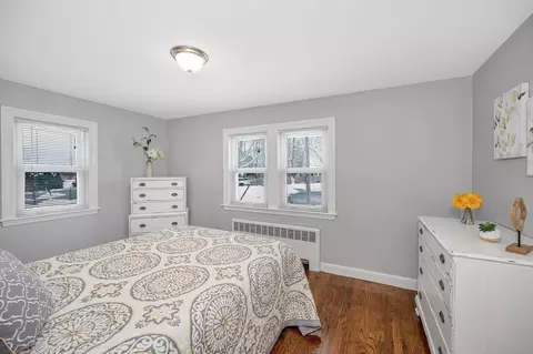 12 Edwin St, Reading, MA 01867 photo 16