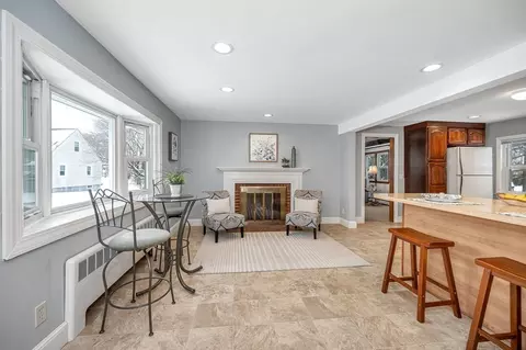 12 Edwin St, Reading, MA 01867 photo 4
