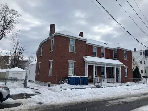 12-14 16 Varney St, Lowell, MA 01854