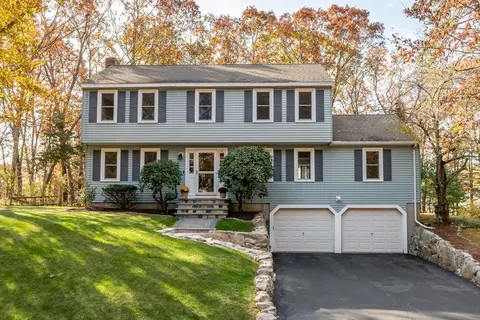 2 Ivy Ln, Ashland, MA 01721