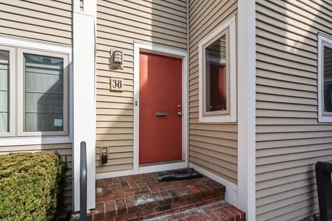 676 Huron Ave #38, Cambridge, MA 02138
