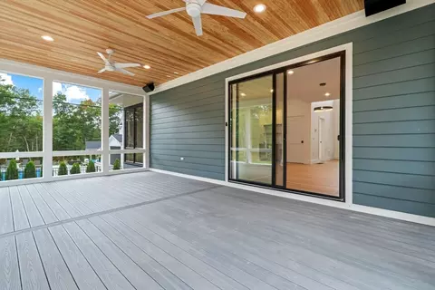 Exterior - 17 Highclere, Windham, NH 03087 photo 5 of 6