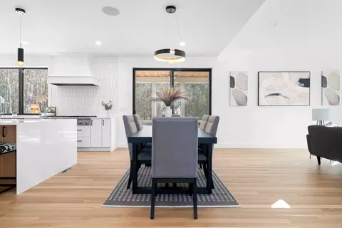 Dining - 17 Highclere, Windham, NH 03087 photo 1 of 2
