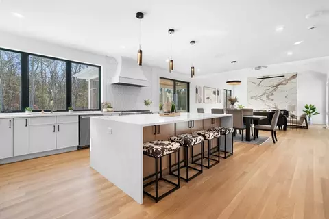 Kitchen - 17 Highclere, Windham, NH 03087 photo 4 of 5