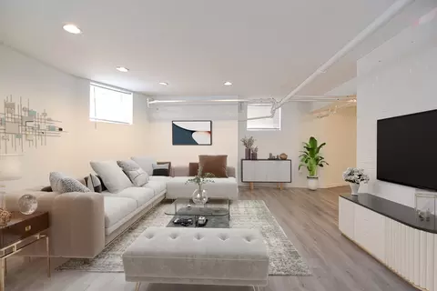 42 Englewood Ave #1B, Boston, MA 02135