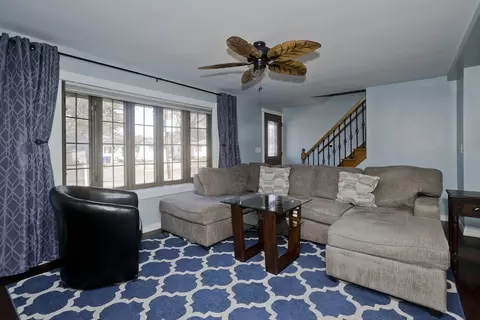 25 Gardens Dr, Springfield, MA 01119 photo 17