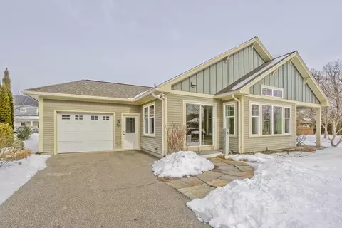 4 Ford Xing, Northampton, MA 01060