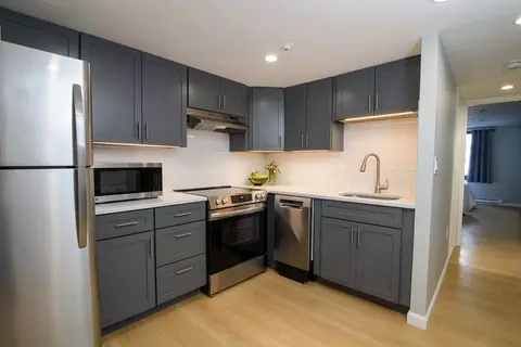 49 Melrose St #1A, Melrose, MA 02176