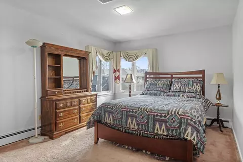 Bedroom - 5 Arlyn Rd, Marblehead, MA 01945 photo 2 of 3