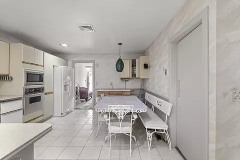 Other - 5 Arlyn Rd, Marblehead, MA 01945 photo 4 of 8