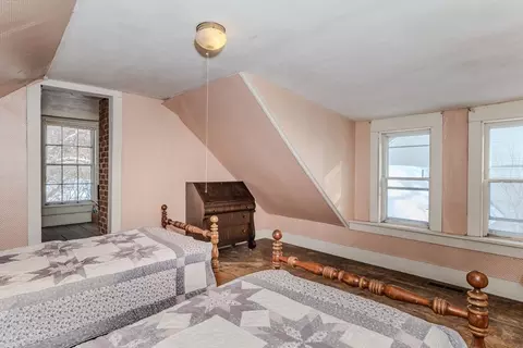 Bedroom - 111 Amherst Rd, Leverett, MA 01054 photo 6 of 6