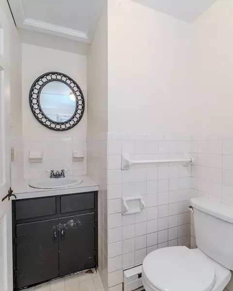 Bath - 111 Amherst Rd, Leverett, MA 01054 photo 1 of 4