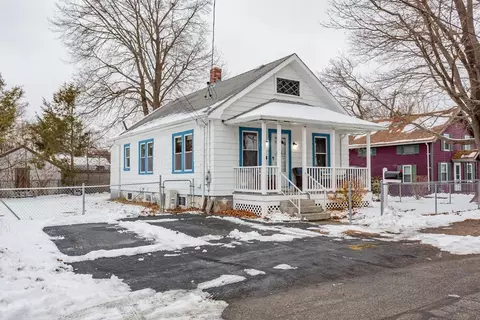 49 Munsey Ave, Swansea, MA 02777