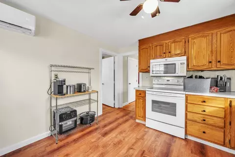117 Vale St, Worcester, MA 01604 photo 3