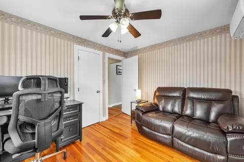117 Vale St, Worcester, MA 01604 photo 12