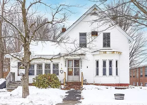 24 Tarbell St, Pepperell, MA 01463