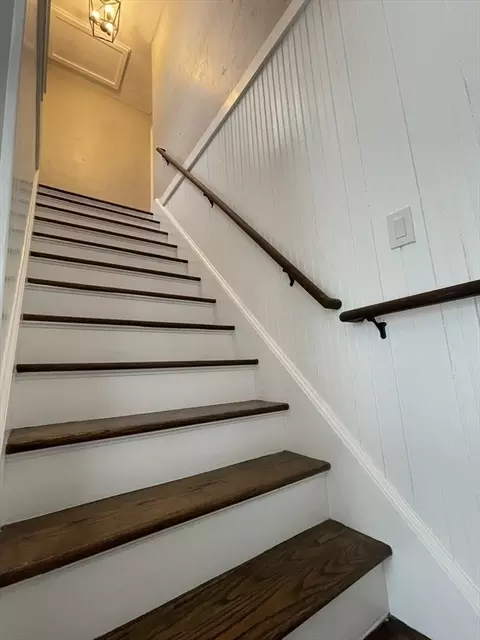 Entry Way - 8 Eddy St, Webster, MA 01570 photo 2 of 3