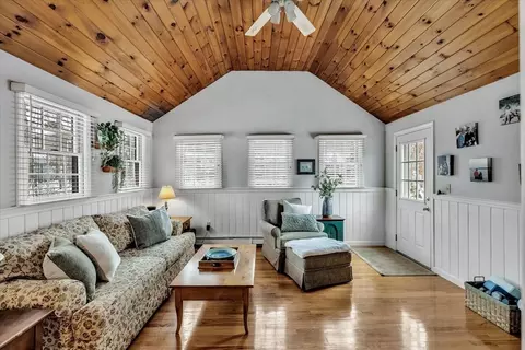 8 Colony Ave, Bourne, MA 02532 photo 19