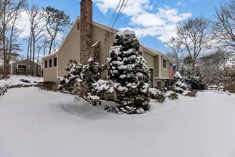 8 Colony Ave, Bourne, MA 02532 photo 7