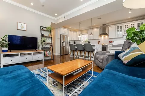 265 E St #3, Boston, MA 02127 photo 5