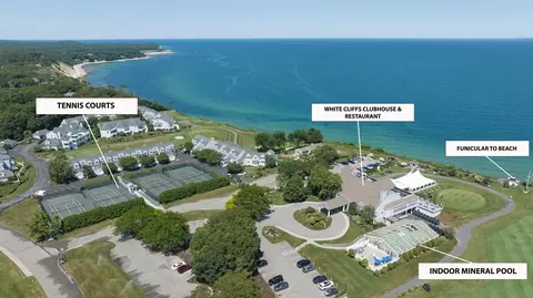 82 White Cliff Dr #82, Plymouth, MA 02360